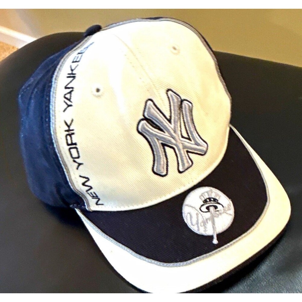 New York Yankees MLB Adjustable Baseball Cap Hat One Size White Navy